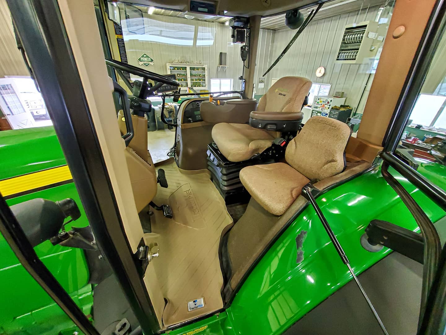 John Deere 30-Series Tractor Floor Mats